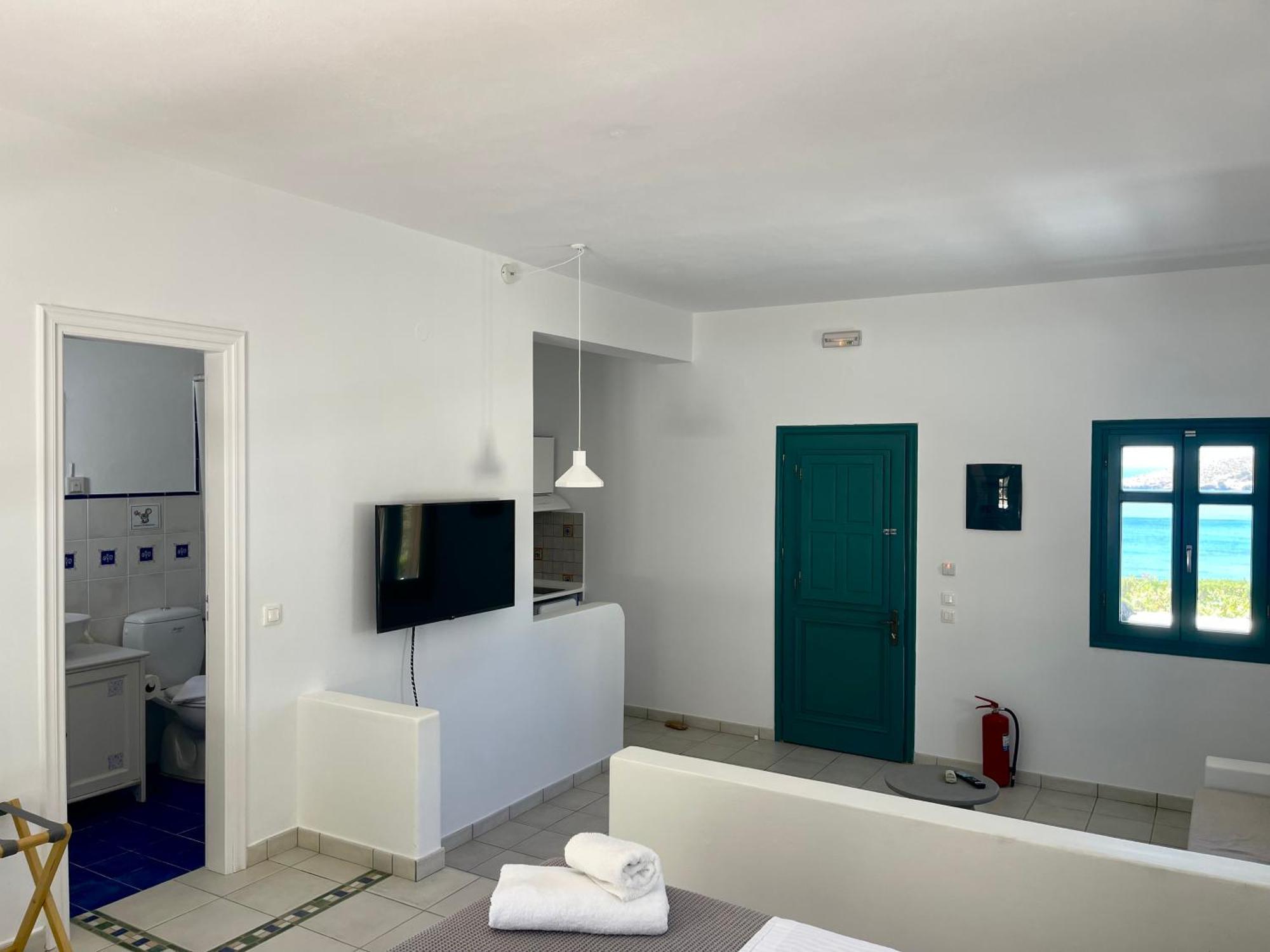Lipsi Blue Hotel Экстерьер фото